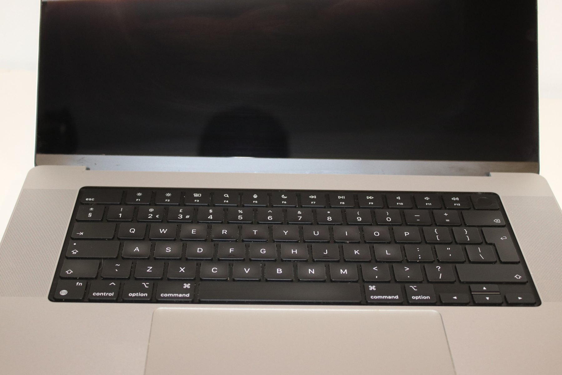 Apple Macbook Pro 16 Inch 2021 M1 Pro 16GB 500GB — TL-LAP-00086 - Image 3