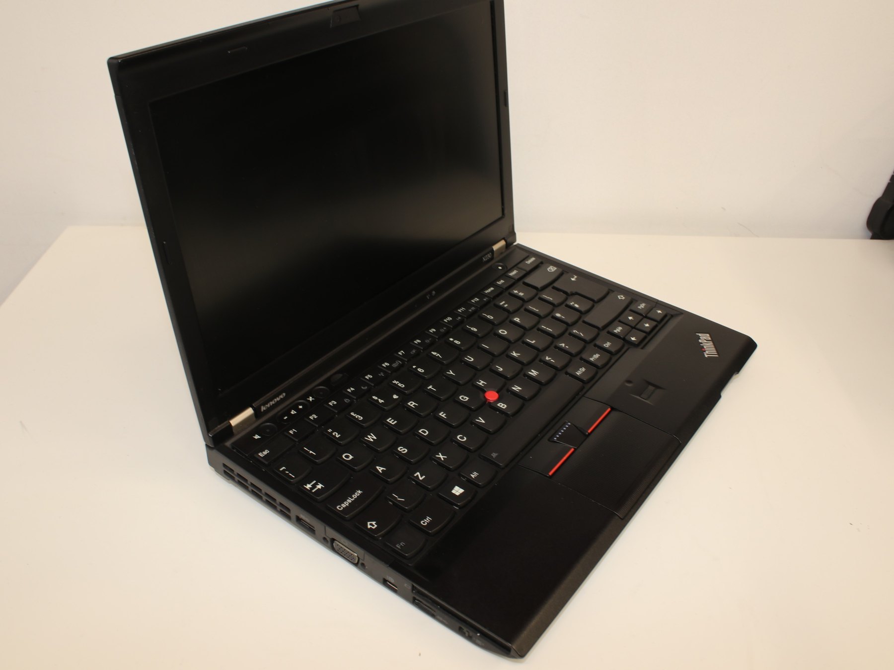 Lenovo Think Pad X230 Intel Core i5 3rd Gen 4 GB 180 GB — TL-LAP-00103 - Image 2